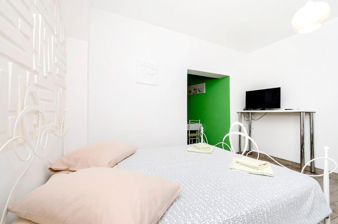 Apartments And Room Take It Easy Трибунь Экстерьер фото