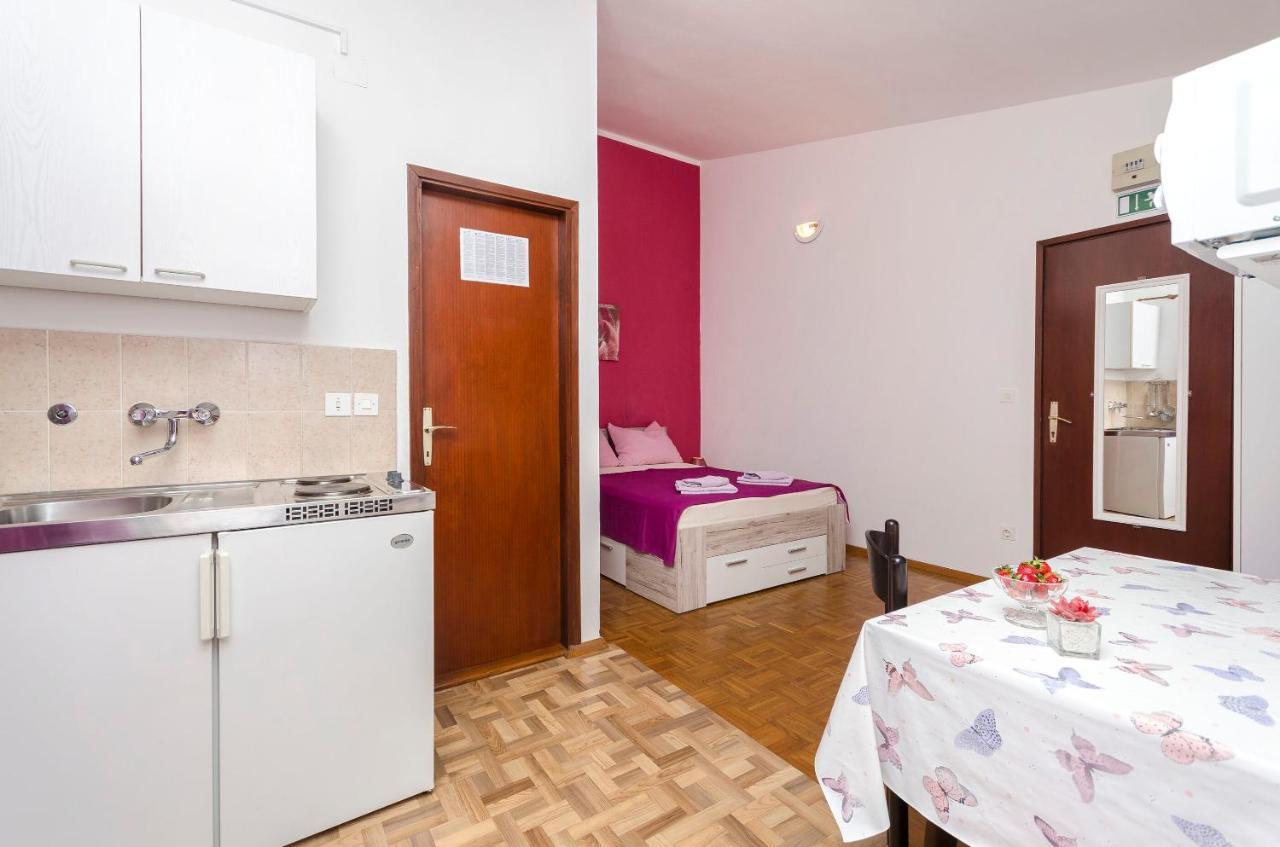 Apartments And Room Take It Easy Трибунь Экстерьер фото