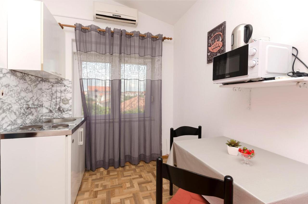 Apartments And Room Take It Easy Трибунь Экстерьер фото