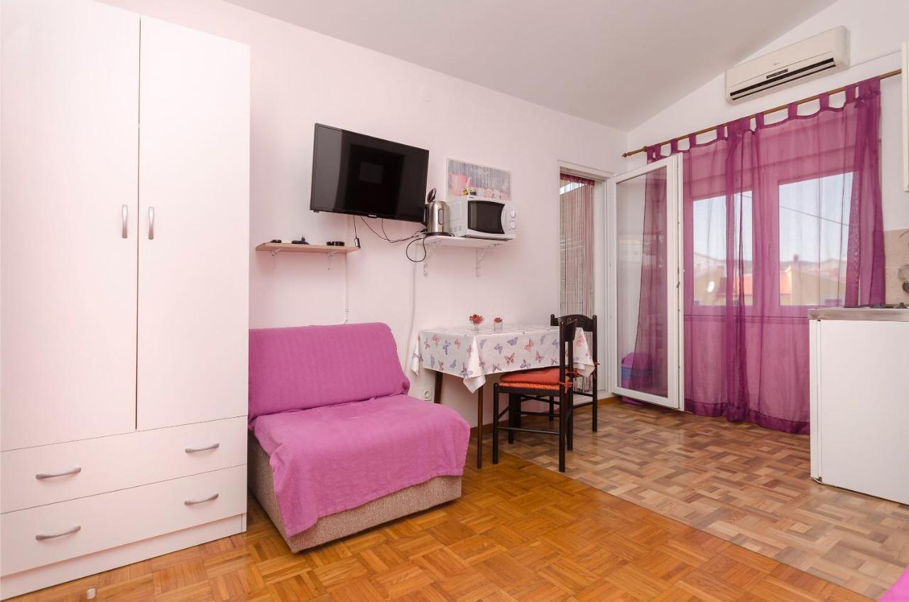 Apartments And Room Take It Easy Трибунь Экстерьер фото